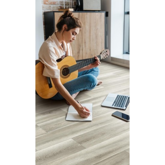 Линолеум IVC Bingo Hatari 535